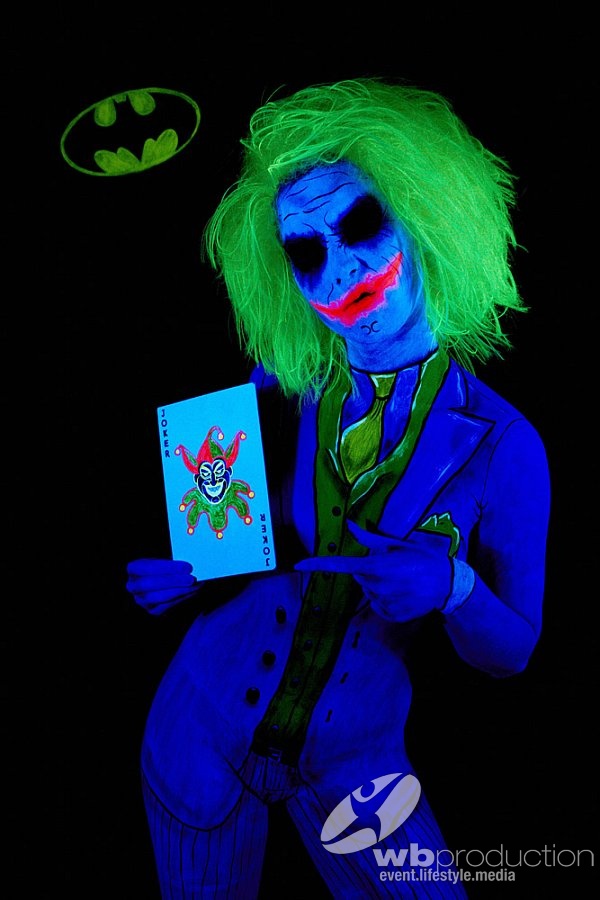 013_ Natascha Pfeifer - UV Joker.jpg